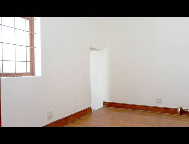 4 bed property to rent in WOODSTOCK